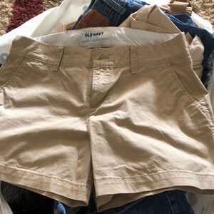 Women’s size 2 Old Navy khaki shorts